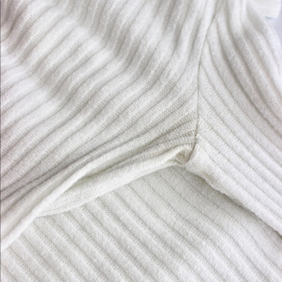 Aritzia WILFRED FREE Buswell Ribbed Mock Neck Top - Picture 8 of 9
